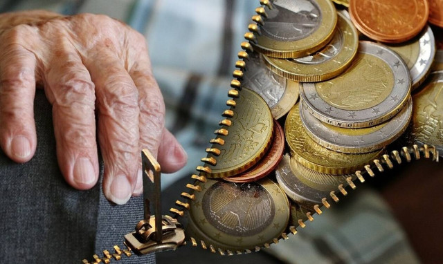 Κουτσούκος στο Newsbomb.gr για συντάξεις: «οι χαμένοι και οι κερδισμένοι του νέου Ασφαλιστικού»  