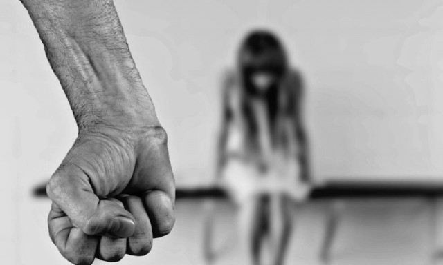 Αποκάλυψη ΣΟΚ γνωστής ηθοποιού: «Στα 18 έπεσα θύμα βιασμού»