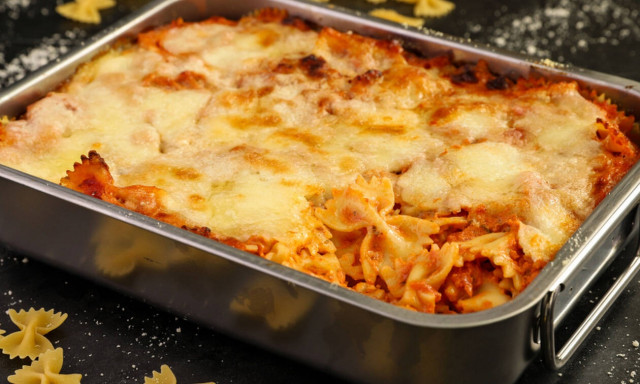 Η συνταγή της ημέρας: Φιογκάκια στο φούρνο