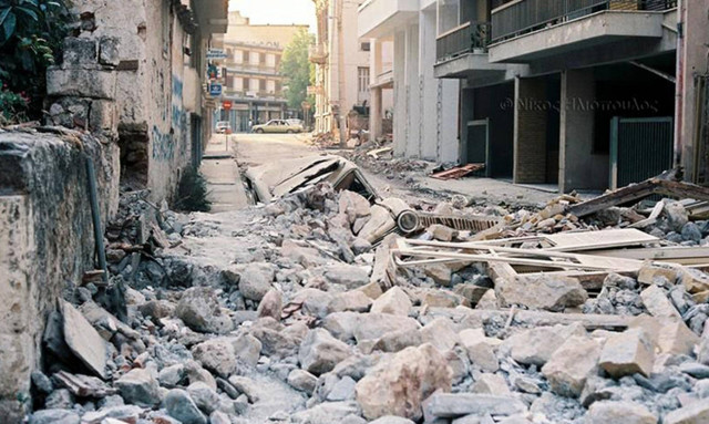 Σεισμός 1986: Η ημέρα που άλλαξε για πάντα την Καλαμάτα