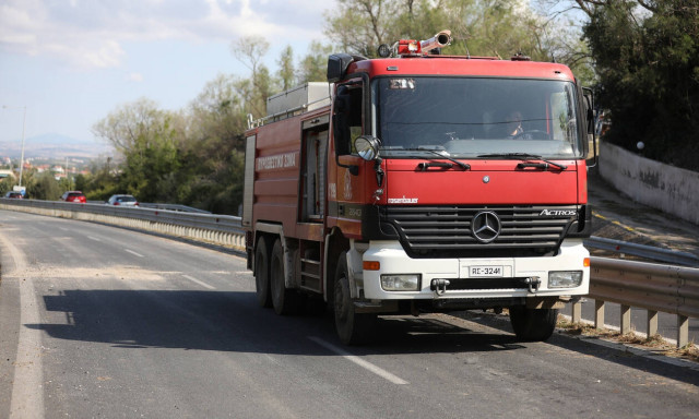 Φωτιά ΤΩΡΑ: Μεγάλη πυρκαγιά στην Κορινθία 