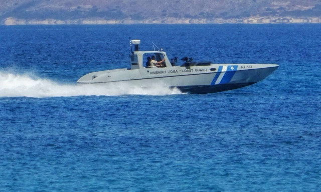 Vessel with migrants and refugees located off Cephalonia