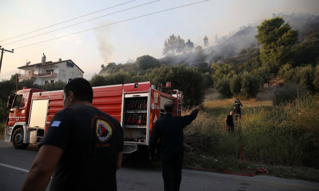 Φωτιά ΤΩΡΑ στον Ασπρόπυργο