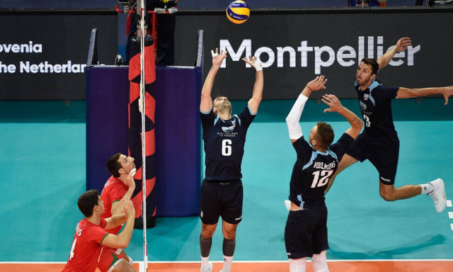 Eθνική βόλεϊ ανδρών: «Αυτοκτονία» και περιμένει (photos)