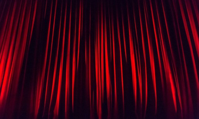 Γνωστή ηθοποιός δέχθηκε υβριστική επίθεση στο κέντρο της Αθήνας – Δείτε τι συνέβη 