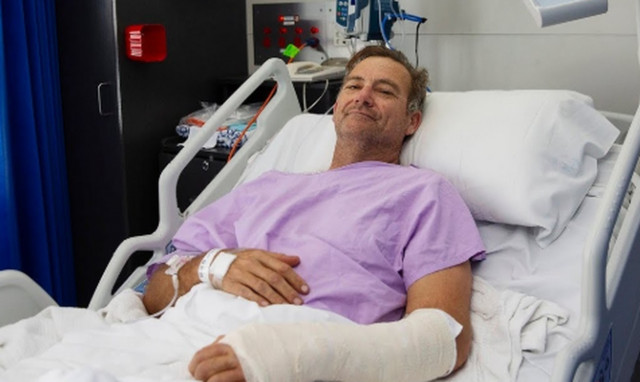 Συγκλονιστική ιστορία: Σερνόταν για δυο ημέρες με σπασμένα πόδια και όμως σώθηκε