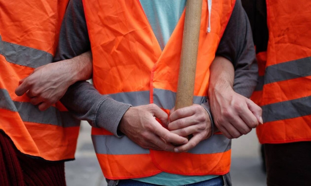 Εικοσιτετράωρη απεργία στις 24 Σεπτεμβρίου προκηρύσσει το Εργατοϋπαλληλικό Κέντρο Αθήνας