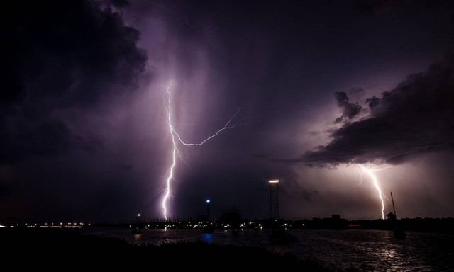 Έκτακτο δελτίο καιρού ΕΜΥ: Ψυχρό μέτωπο θα σαρώσει την Ελλάδα - Έρχονται βροχές, καταιγίδες και κρύο