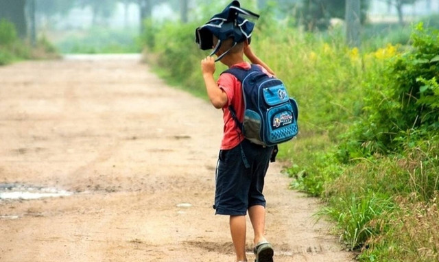 Δείτε τι έκανε ένα παιδί στη Χαλκίδα αντί να πηγαίνει σχολείο