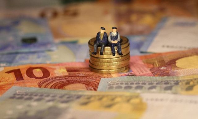 Αναδρομικά: Ανοίγει ο δρόμος για τη διεκδίκηση από 250.000 συνταξιούχους 