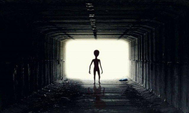 Βίντεο - σοκ: Οι εξωγήινοι είναι εδώ - Διέρρευσαν «top secret» αερομαχίες μαχητικών με UFO!