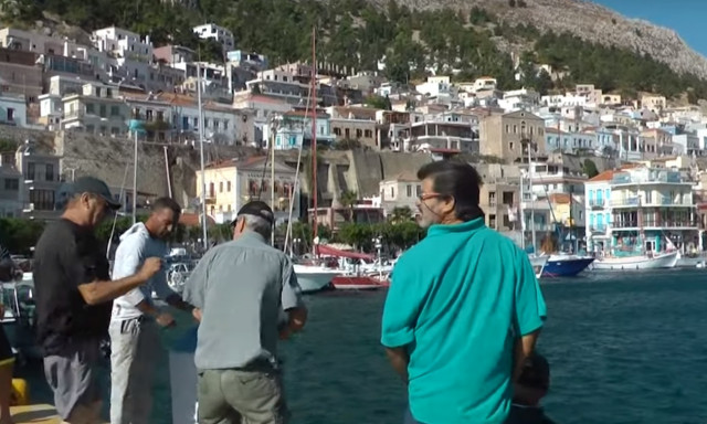 Χαμός στην Κάλυμνο: Πέτυχαν τζακ ποτ οι ψαράδες - Έτρεχαν όλοι στο λιμάνι