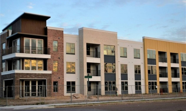 ΤΡΟΜΟΣ: Δείτε τι βρήκαν στην ταράτσα τους (pics)