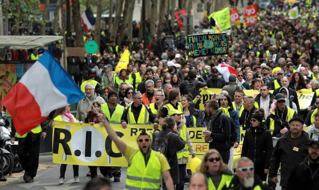 Γαλλία: Μεγάλη κινητοποίηση της αστυνομίας για τις διαδηλώσεις των κίτρινων γιλέκων