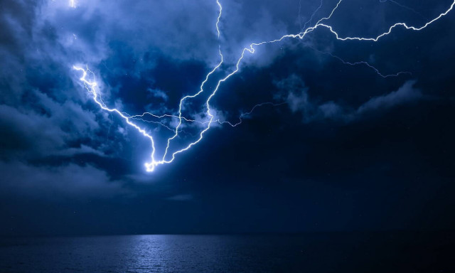 Καιρός - Έκτακτο δελτίο ΕΜΥ: Συνεχίζονται τα έντονα καιρικά φαινόμενα - Προσοχή τις επόμενες ώρες