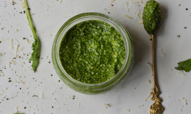 Η συνταγή της ημέρας: Πέστο ρόκας