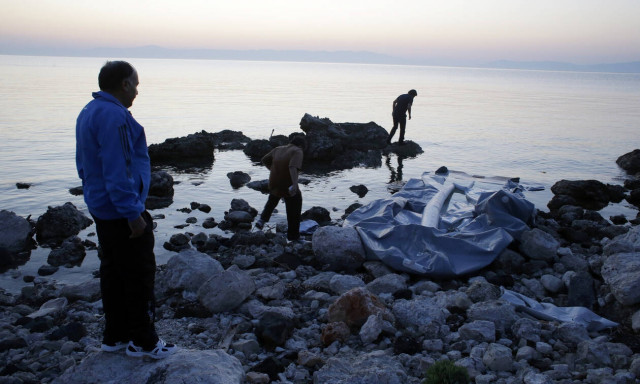 Συναγερμός στην κυβέρνηση για τις αυξημένες προσφυγικές ροές στο βόρειο Αιγαίο – Σύσκεψη στο Μαξίμου