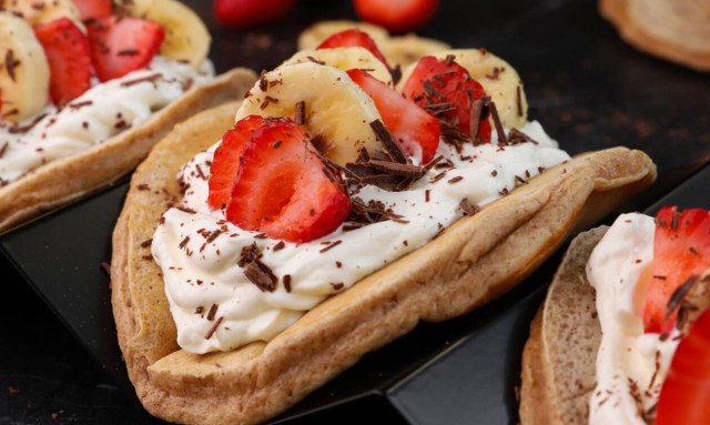 Η συνταγή της ημέρας: Pancakes ολικής με φρούτα