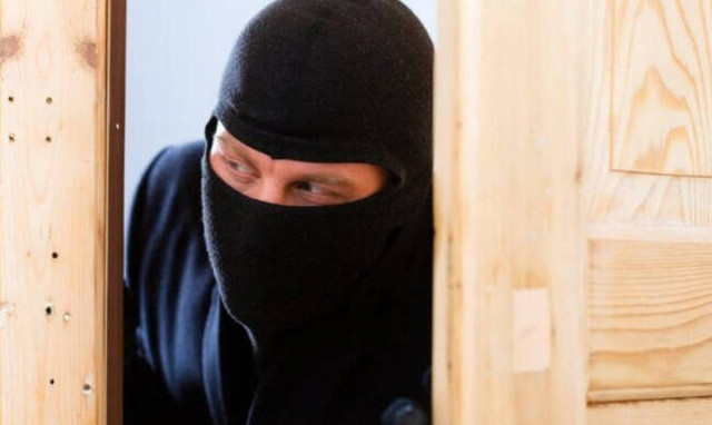 Κύπρος: Σκηνές τρόμου για νεαρή κοπέλα - Δέχθηκε επίθεση στο σπίτι της