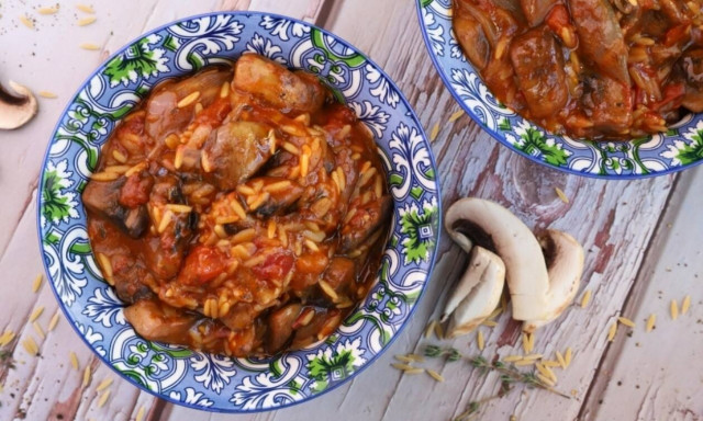 Γιουβέτσι με μανιτάρια, για να γλύφετε τα δάχτυλά σας