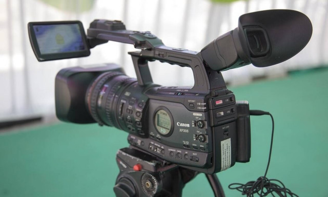 Πέθανε πασίγνωστος τηλεοπτικός παραγωγός (pics)