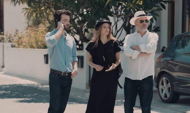 8 λέξεις: Συγκλονιστικές εξελίξεις! Έβαψε τα χέρια του με αίμα...