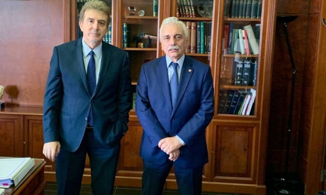 Ελληνικός Ερυθρός Σταυρός: Συνάντηση Αυγερινού - Χρυσοχοΐδη