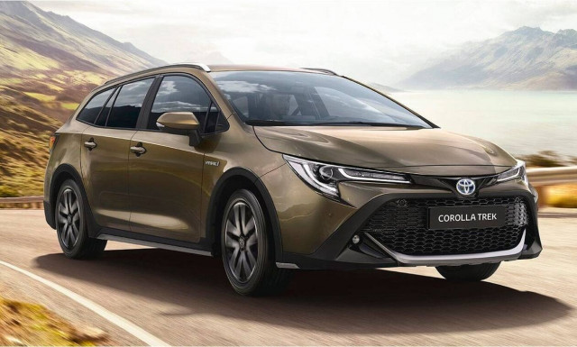 Η TREK είναι η νέα, πιο crossover εκδοχή της Toyota Corolla