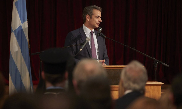 Μητσοτάκης σε ομογενείς: Το 2023 θα ψηφίζετε από τον τόπο διαμονής σας