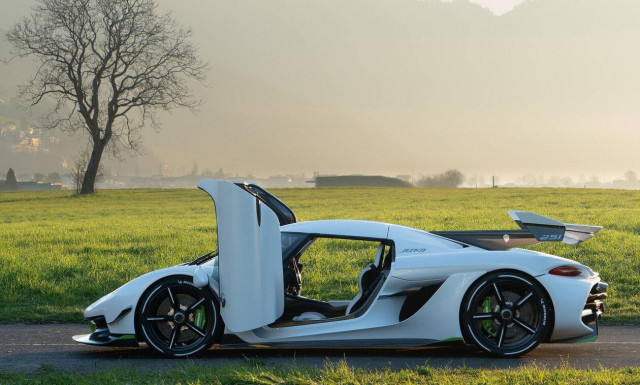 Πόσο σύνθετη λέτε πως είναι η βαφή του Koenigsegg Jesko;