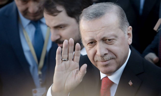 «Ξέφυγε» και πάλι ο Ερντογάν: Τουρκική λίμνη η Μεσόγειος