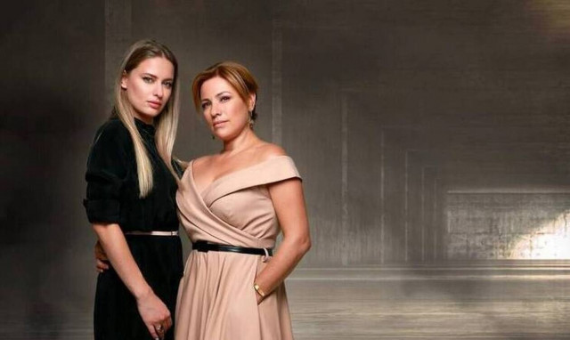 Γυναίκα χωρίς όνομα: Έρχεται η μεγάλη ανατροπή! Μια εγκυμοσύνη που σοκάρει (Photos)