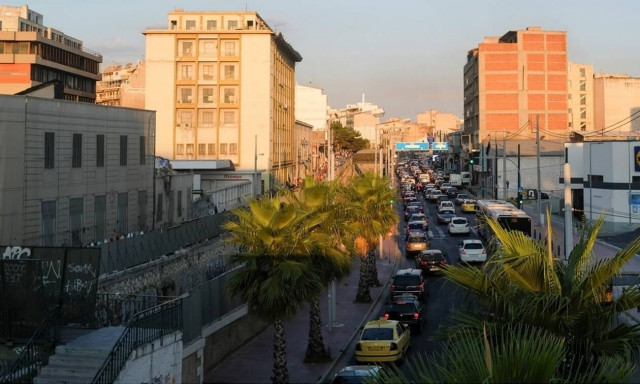 Απόσυρση αυτοκινήτων: Πώς θα πληρώσετε λιγότερα τέλη - Ποιοι δικαιούνται επιδότηση