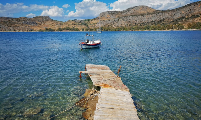 Καιρός: Το καλοκαίρι επιμένει - Πού θα δείξει τη Δευτέρα 33 βαθμούς Κελσίου - Πότε θα... χειμωνιάσει