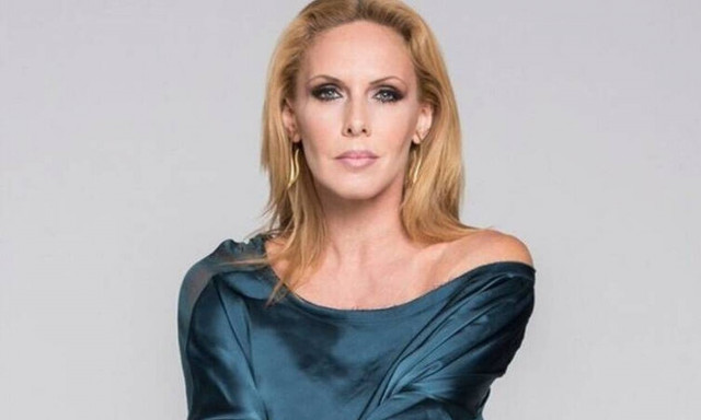 Εβελίνα Παπούλια: Τρίτο στεφάνι για την ηθοποιό; 