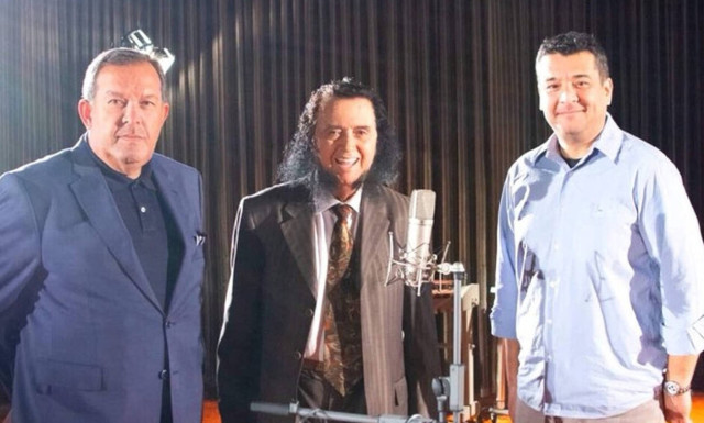 «Όλα για μένα είσαι εσύ»: Κυκλοφόρησε το νέο album του Σταμάτη Κόκοτα!
