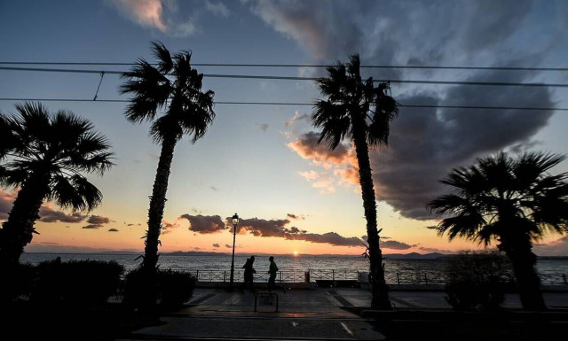 Weather on Monday: Fair, temperature above seasonal average