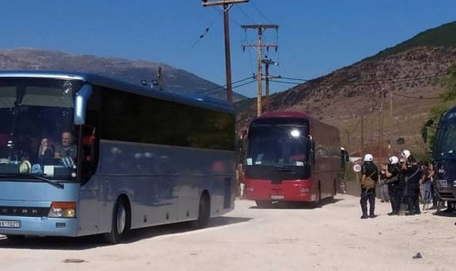 Ιωάννινα: Πετροπόλεμος, προσαγωγές και ένταση στον καταυλισμό του Κατσικά