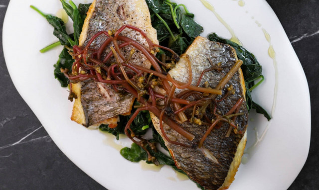 Η συνταγή της ημέρας: Ψητή τσιπούρα με βλήτα