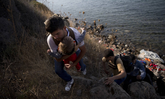 Προσφυγικό: Έκτακτη σύσκεψη στο Μαξίμου για τις αυξημένες ροές – Τι αποφασίστηκε