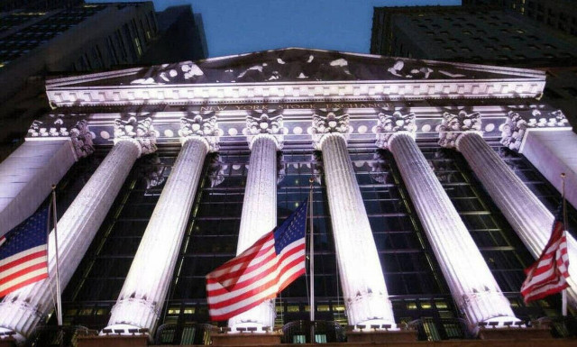 Μικρή ανάκαμψη στη Wall Street - Μικτά πρόσημα στο πετρέλαιο