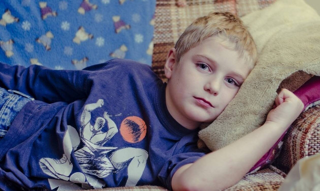 Παιδικός βήχας: Πώς θα ανακουφίσετε το παιδί σας με φυσικούς τρόπους  (pics+vid) 