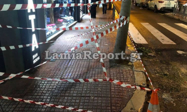 Παραλίγο τραγωδία στη Λαμία: Έπεσε μαρκίζα κτηρίου - Από τύχη γλίτωσε 20χρονος (pics)