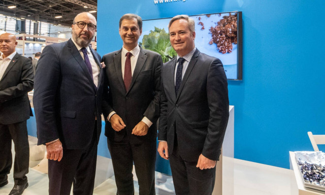 Θεοχάρης: Ο ελληνικός τουρισμός δεν είναι μόνο «ήλιος και θάλασσα»