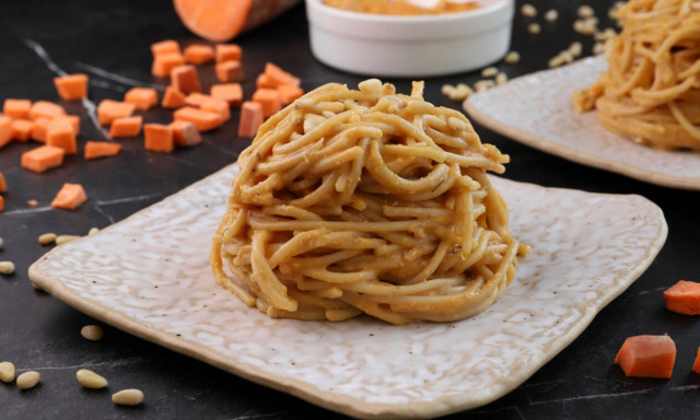 Η συνταγή της ημέρας: Σπαγγέτι με πέστο γλυκοπατάτας