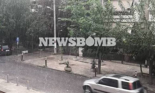 Καιρός: Το χαλάζι «χτύπησε» την Αττική - Μοναδικά βίντεο και φωτογραφίες 