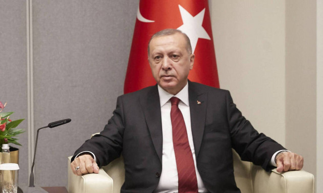 «Πράσινο φως» από την Βουλή στον Ερντογάν για στρατιωτικές επιχειρήσεις σε Συρία - Ιράκ