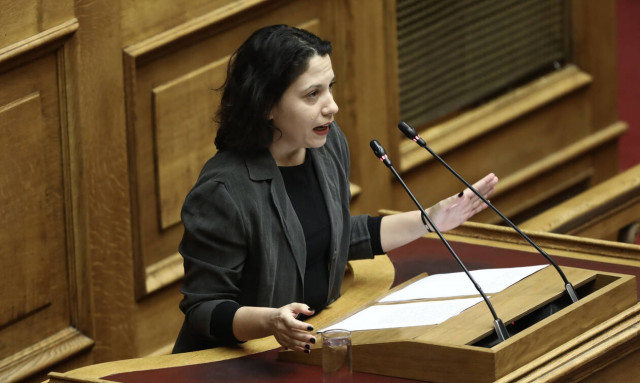 Βουλή: «Παρών» ψηφίζει το ΜεΡΑ25 - «Αδιανόητο να μετατρέπεται η Βουλή σε δικαστικό σώμα»