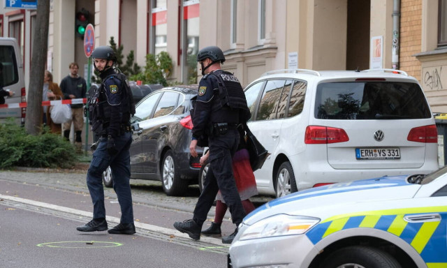 Γερμανία: Δύο νεκροί και δύο βαριά τραυματίες στην Χάλε - Εικόνες από την αιματηρή επίθεση 