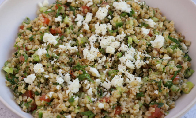 Η συνταγή της ημέρας: Σαλάτα ταμπουλέ με κινόα
